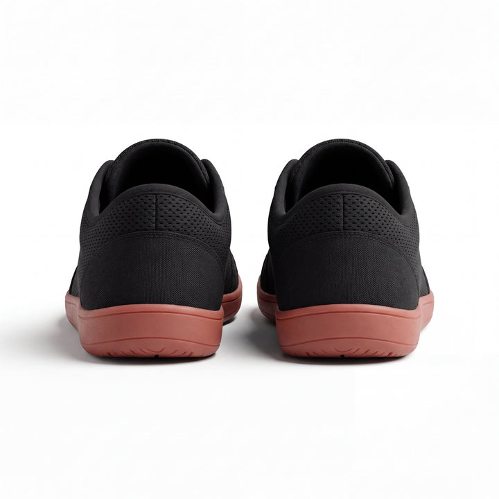 Nova - Diseñado para jornadas largas. - Negro | UpStride